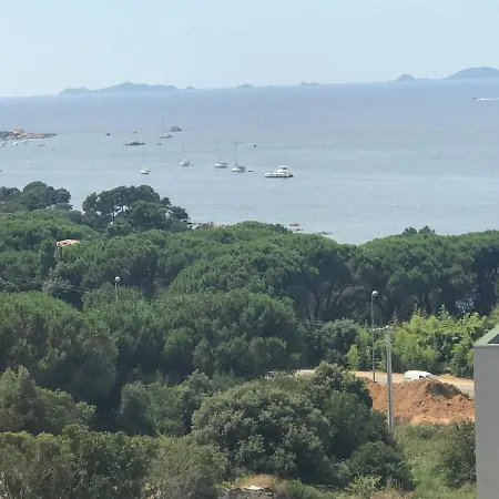 Beautiful Apartment In Pietrosella With Sea View