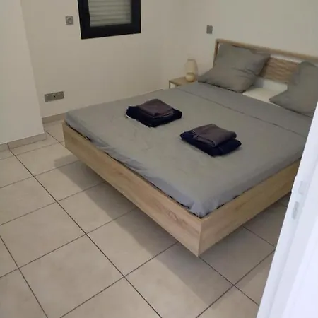Beautiful Apartment In Pietrosella With Sea View